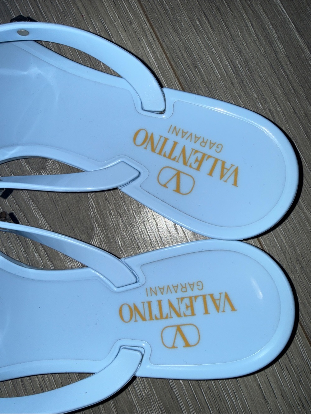 Valentino Garavani Rockstud PVC Thong Sandals - Picture 8 of 8